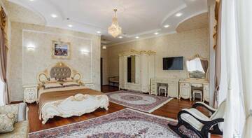Фото номера Улучшенный номер с кроватью размера &amp;quot;king-size&amp;quot; Гостиница Grand Hotel г. Будённовск 7